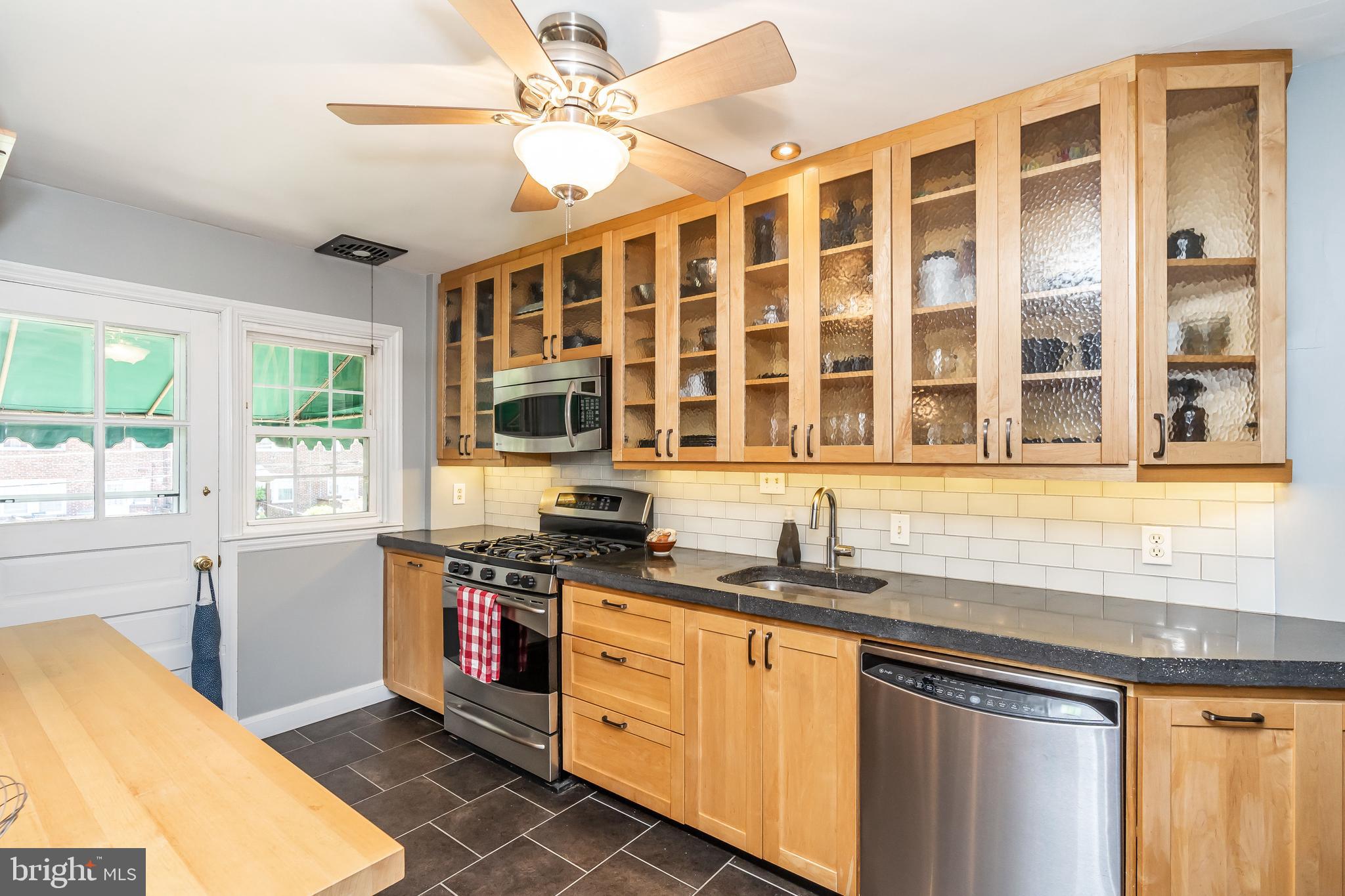6129 Northdale Road Baltimore, MD 21228 - Photo 17 of 51 Gallery Image 17