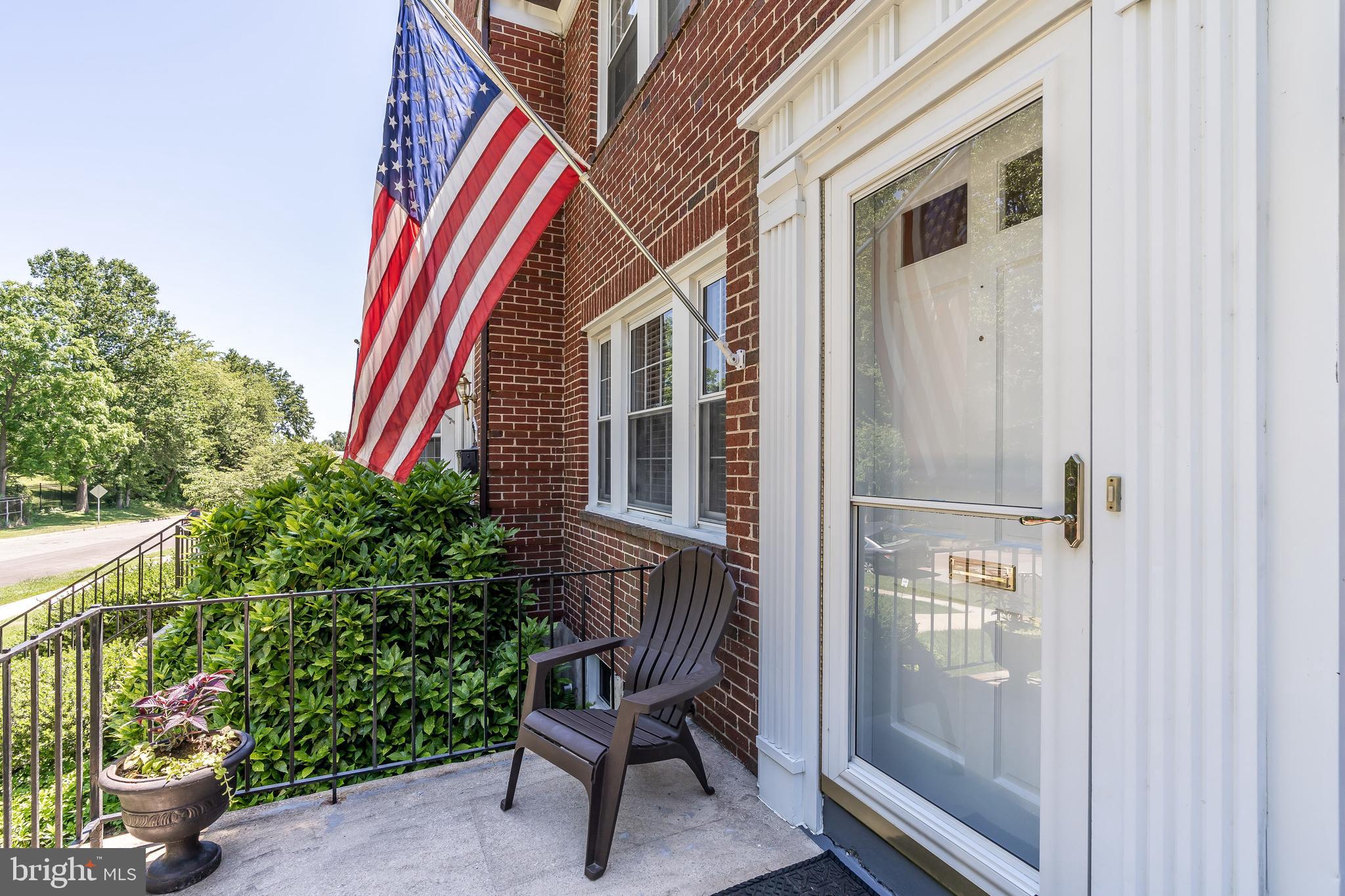 6129 Northdale Road Baltimore, MD 21228 - Photo 5 of 51 Gallery Image 5