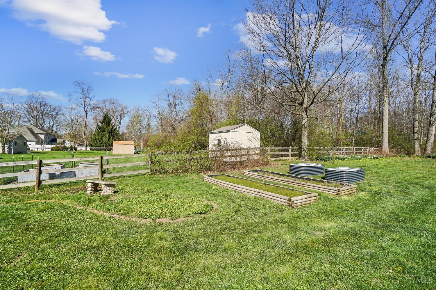 1014 Gaskins Road Cincinnati, OH 45245 - Photo 62 of 71
