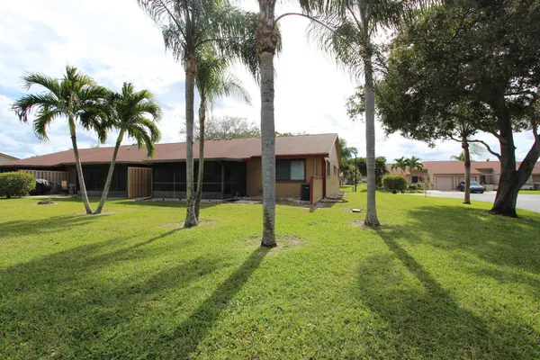 $2,650 | 22 Walcott Drive, Boynton Beach, FL 33426