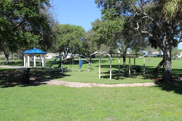 $2,650 | 22 Walcott Drive, Boynton Beach, FL 33426