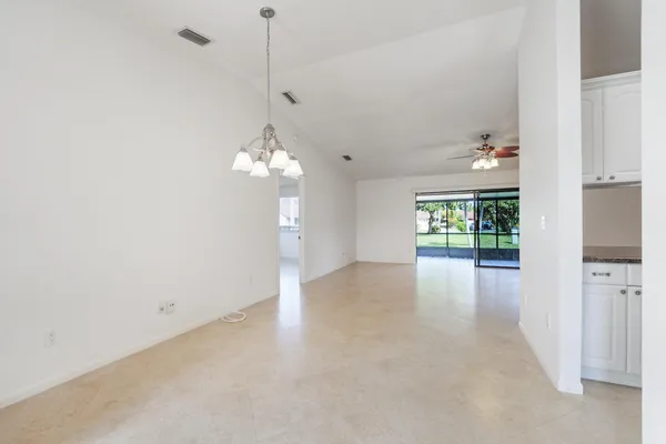 $2,650 | 22 Walcott Drive, Boynton Beach, FL 33426