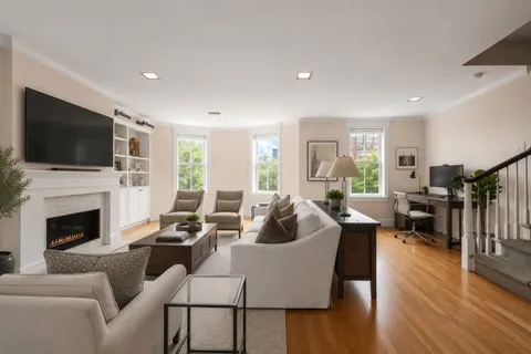 $2,895,000 | 61 Dartmouth Street, Unit 2, Boston, MA 02116
