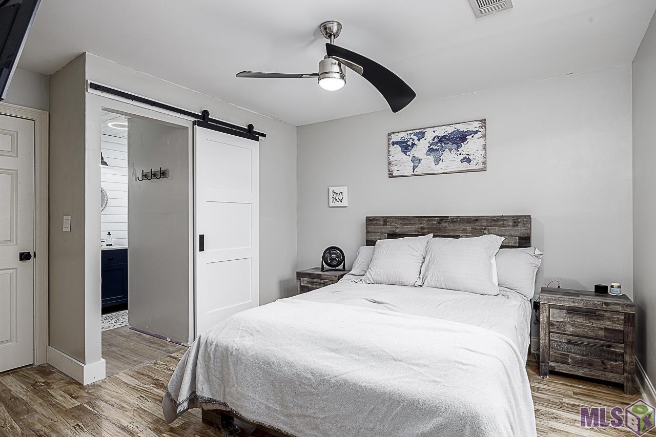21260 Diversion Canal Road St. Amant, LA 70774 - Photo 11 of 40 Primary Bedroom