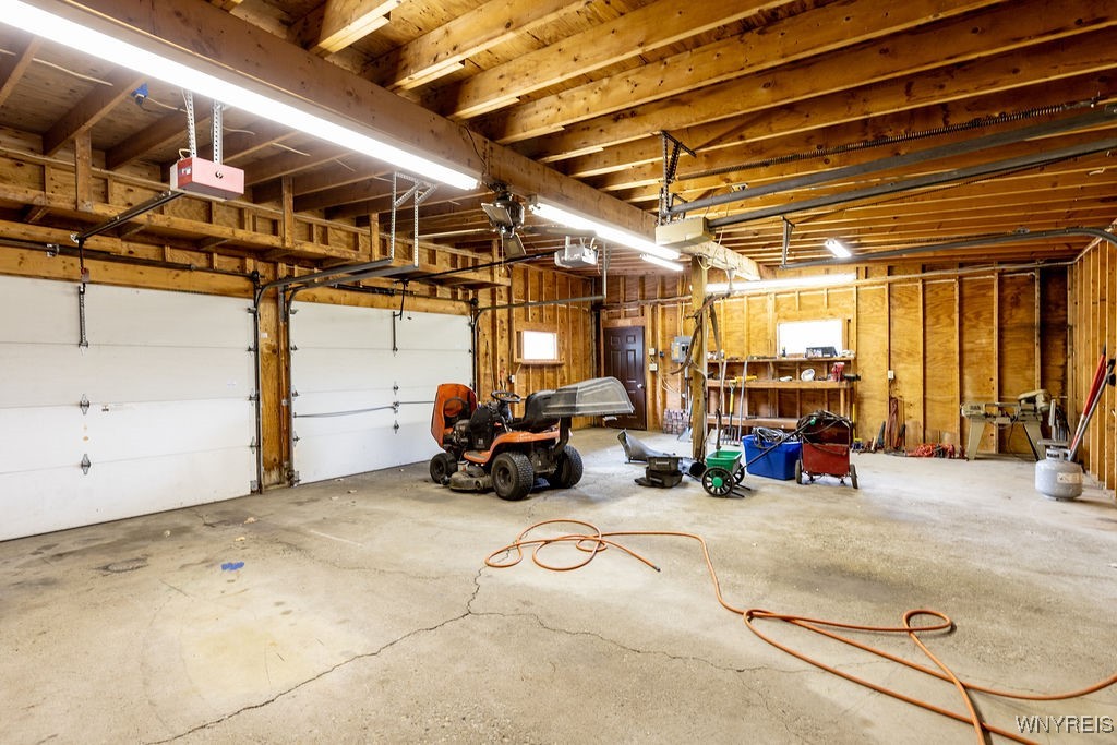 6940 Bear Ridge Road Pendleton, NY 14120 - Photo 36 of 50