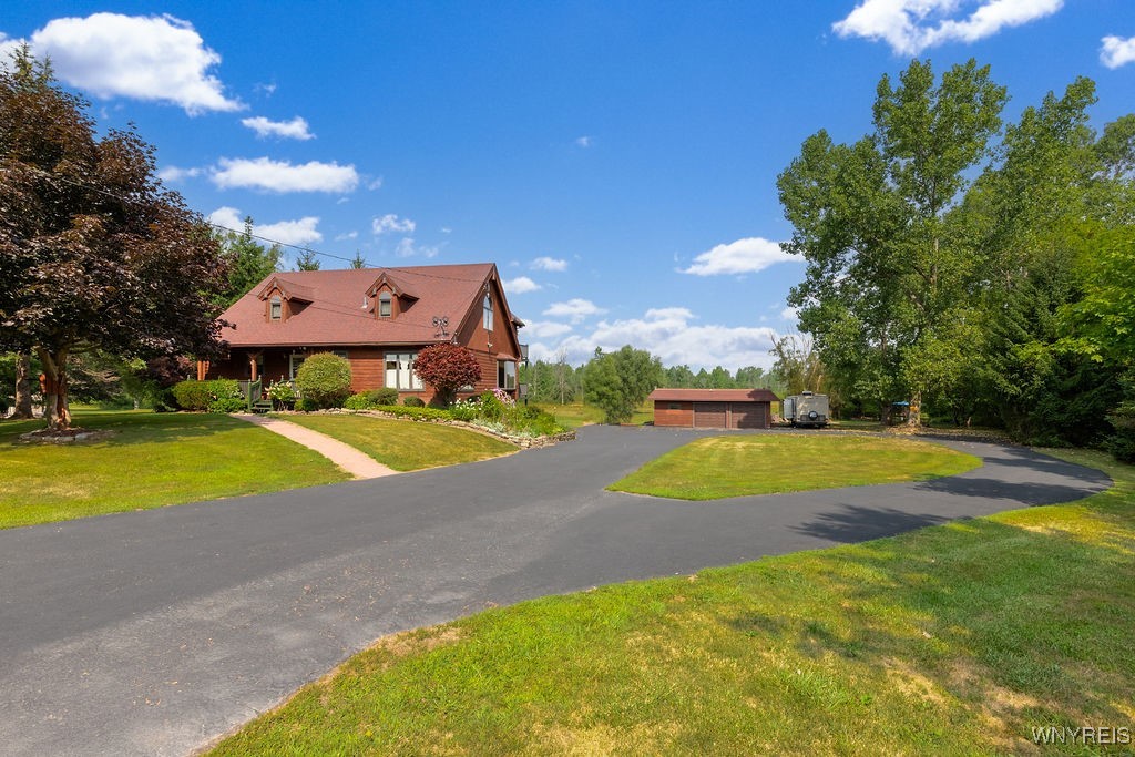 6940 Bear Ridge Road Pendleton, NY 14120 - Photo 4 of 50