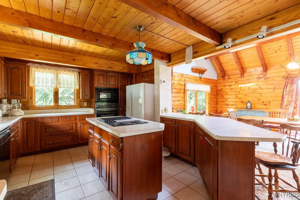 6940 Bear Ridge Road Pendleton, NY 14120 - Photo 7 of 50