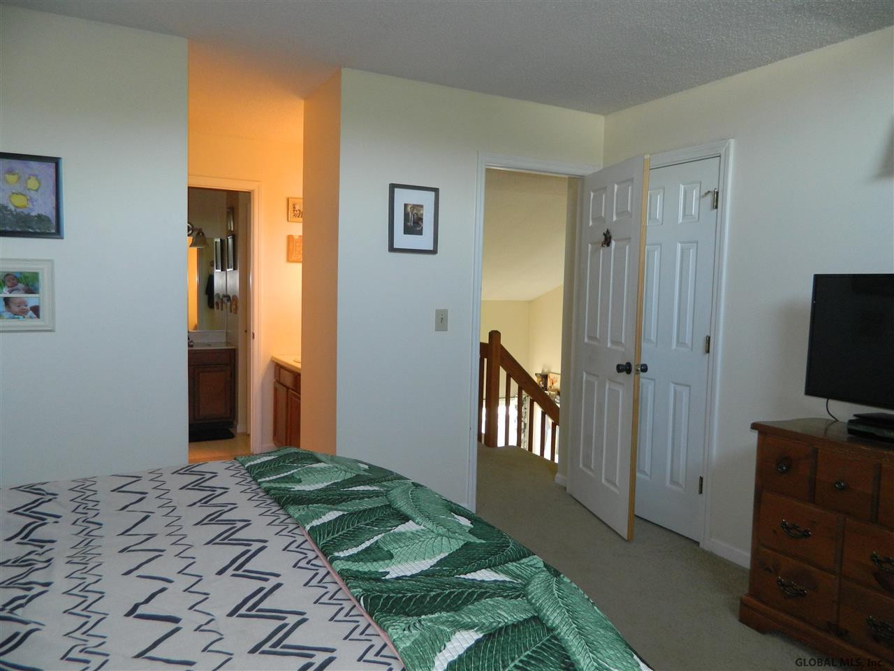 995 Sterling Ridge Drive Rensselaer, NY 12144 - Photo 18 of 25 Photo 18