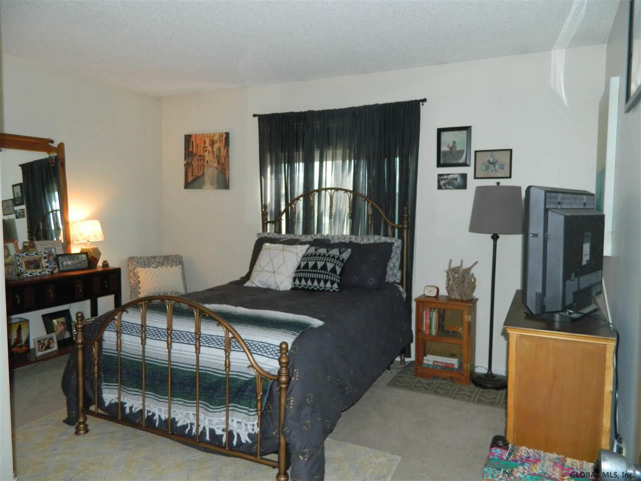 995 Sterling Ridge Drive Rensselaer, NY 12144 - Photo 19 of 25 Photo 19