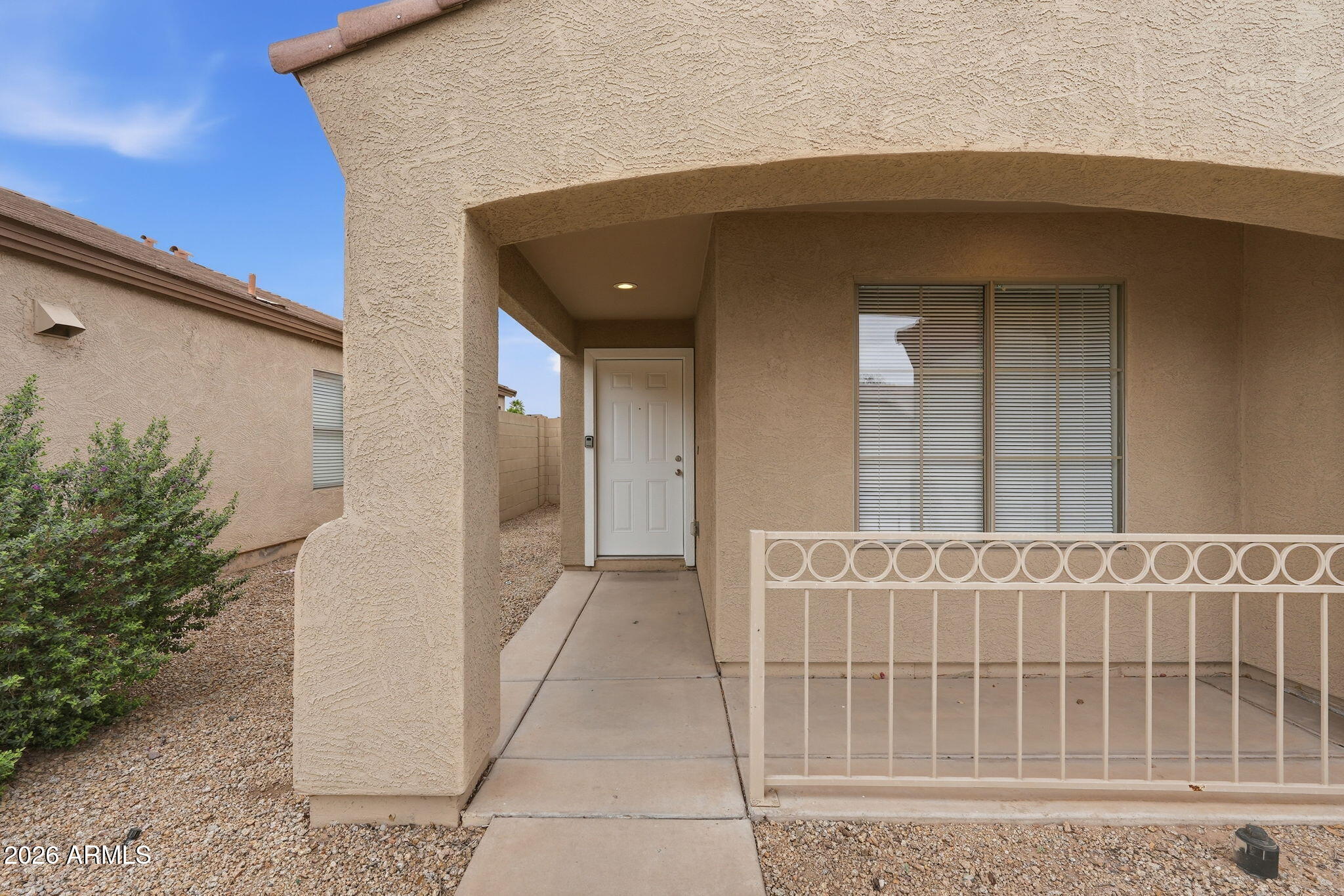 6216 South 16th Lane Phoenix, AZ 85041 - Photo 5 of 31 004_ListerPros