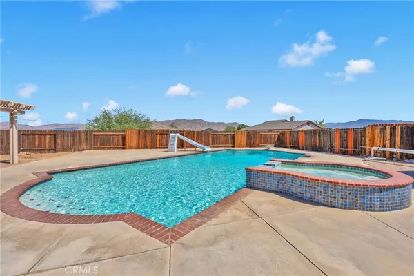 $599,000 | 14499 Mirada Place, Apple Valley, CA 92307