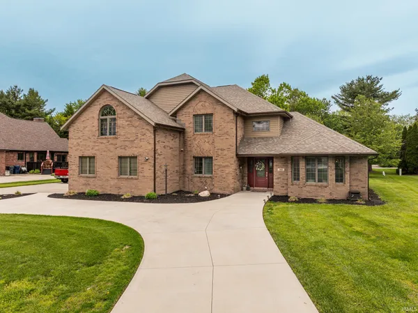 $450,000 | 501 South Riviera Lane, Yorktown, IN 47396