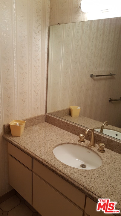 853 Le Doux Road, Unit 201 Los Angeles, CA 90035 - Photo 14 of 14