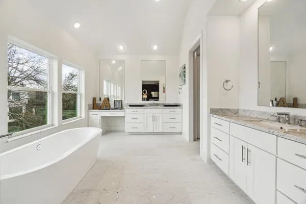 $1,250,000 | 1720 Huge Oaks Street, Houston, TX 77055