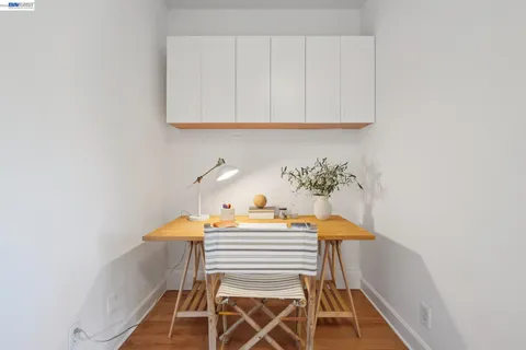 $995,000 | 6 Invincible Court, Unit F40, Alameda, CA 94501