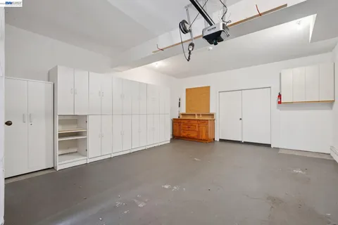 $995,000 | 6 Invincible Court, Unit F40, Alameda, CA 94501