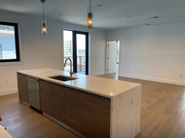 $3,800 | 30 Penniman Road, Unit 405, Boston, MA 02134
