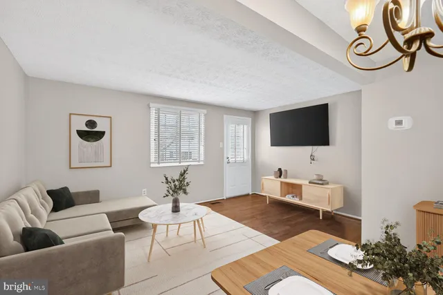 $329,900 | 9931 Canvasback Way, Damascus, MD 20872