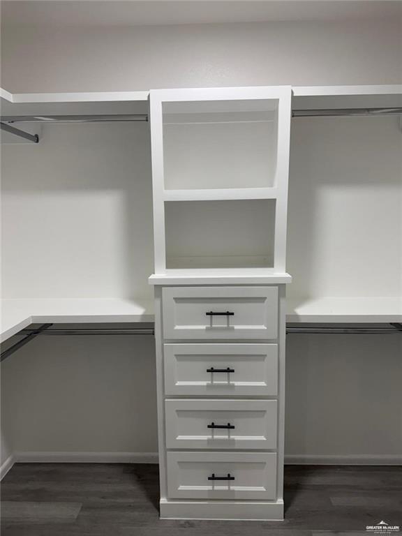 7513 Aztec Street Donna, TX 78537 - Photo 12 of 15 a close view of dresser