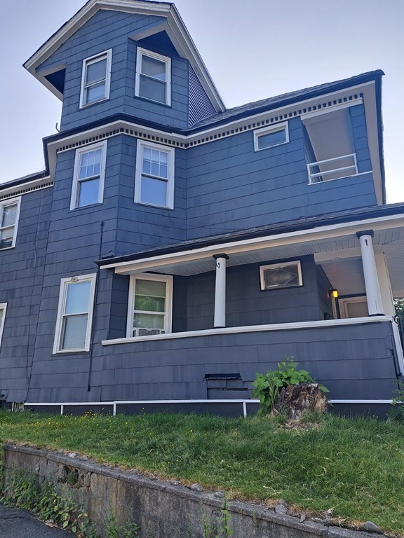 21 Coes Street, Unit 2R Worcester, MA 01603 - Photo 1 of 21 Gallery Image 1