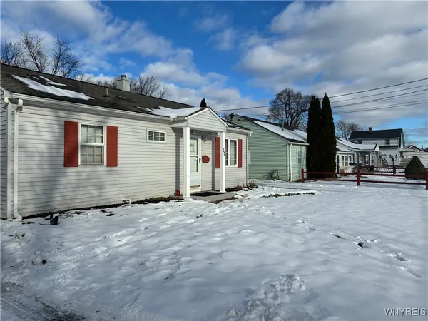$190,000 | 38 Steiner Avenue, Tonawanda, NY 14150
