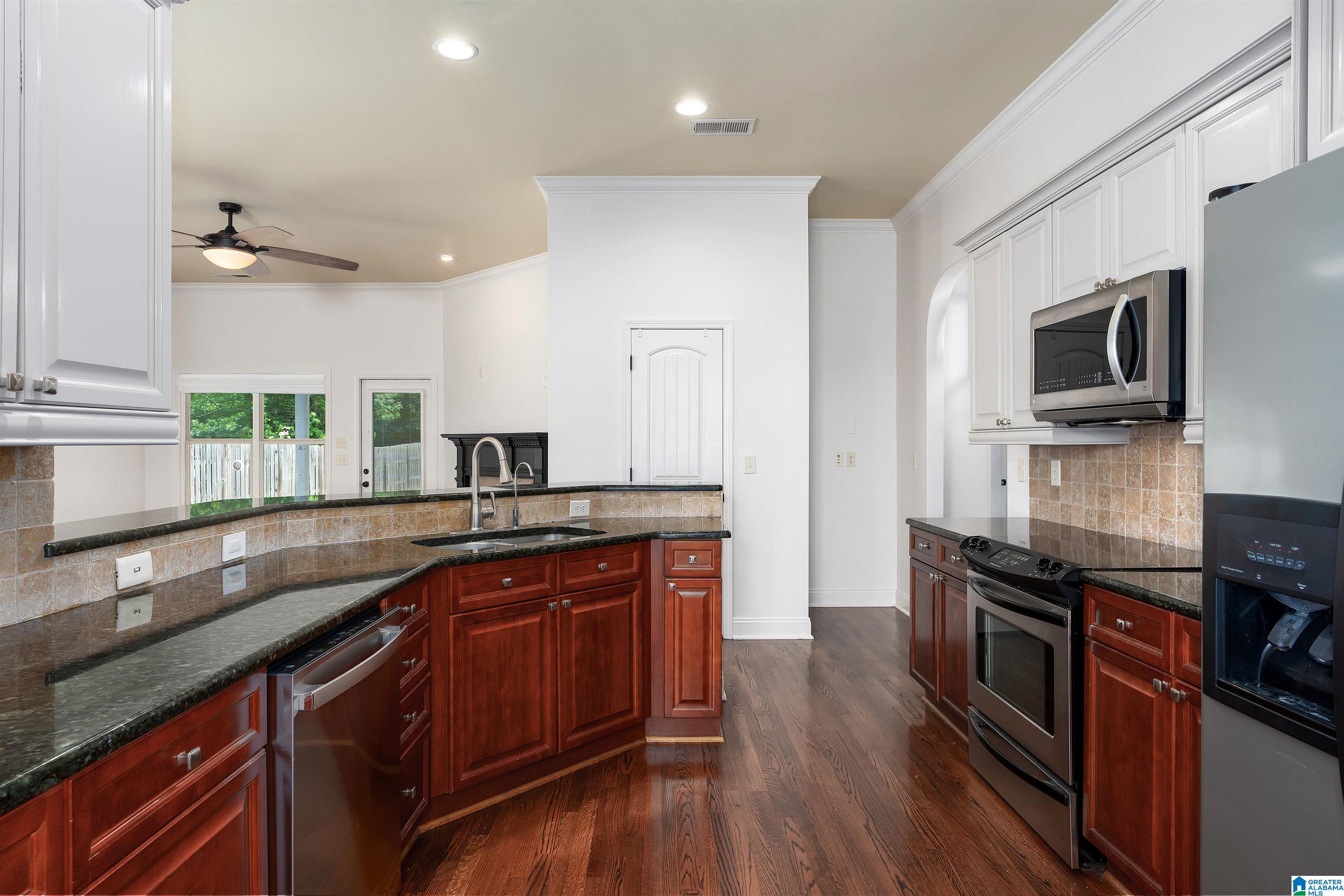 5561 Timber Leaf Trail Bessemer, AL 35022 - Photo 12 of 29