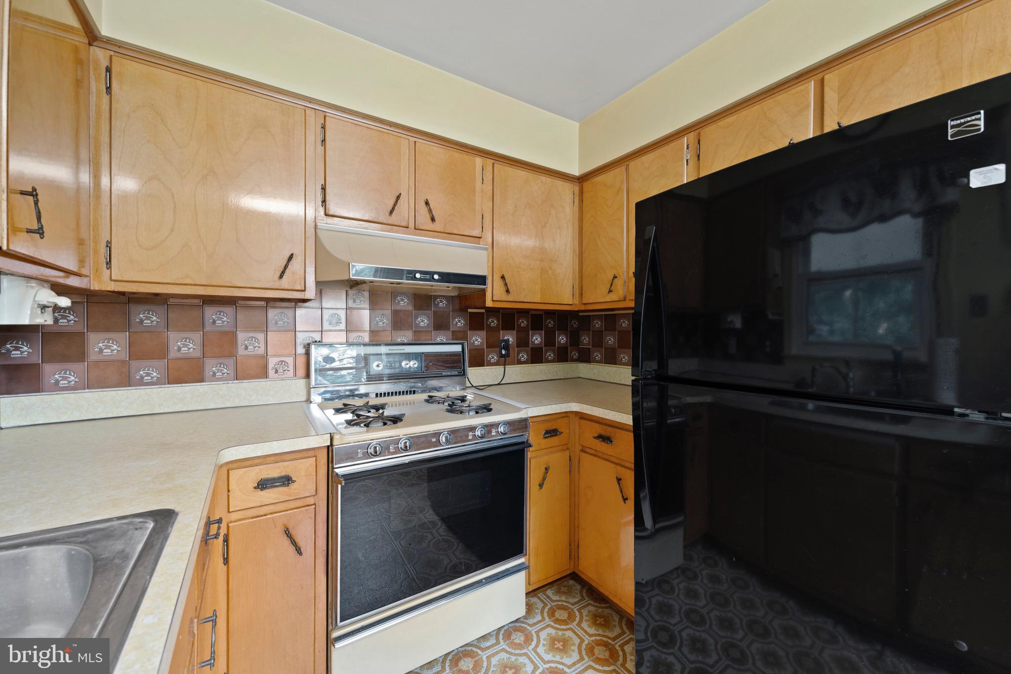 4203 Maple Road Morningside, MD 20746 - Photo 29 of 52 Gallery Image 29