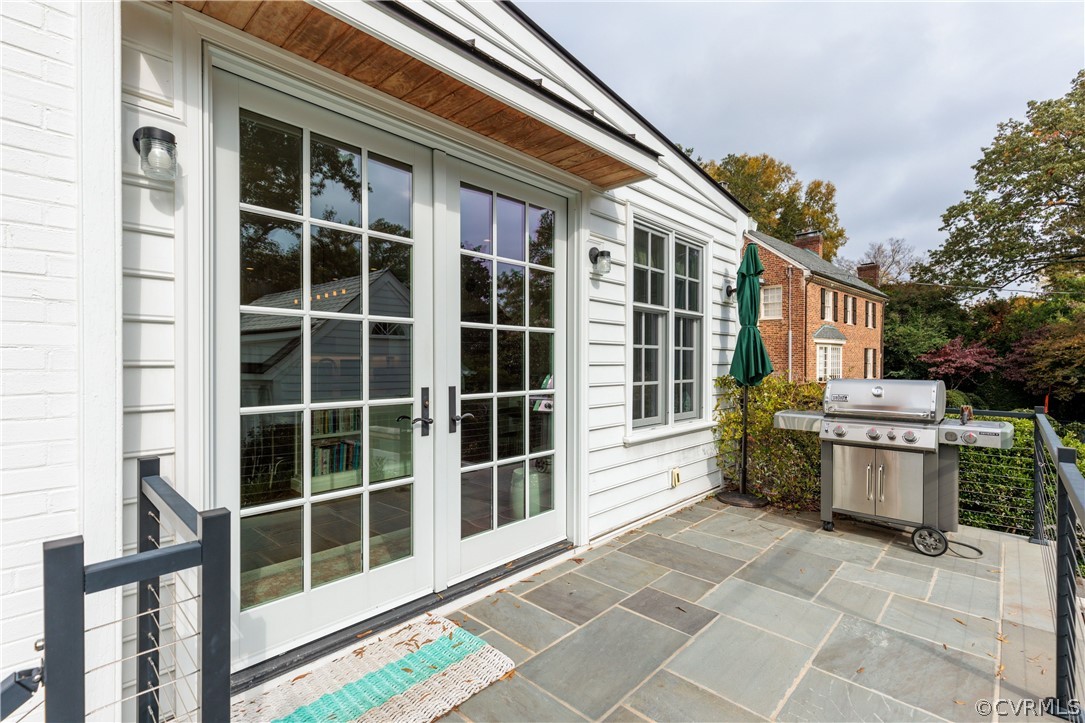 109 Nottingham Road Richmond, VA 23221 - Photo 42 of 44 Open porch off kitchen with gas line hookup for grill