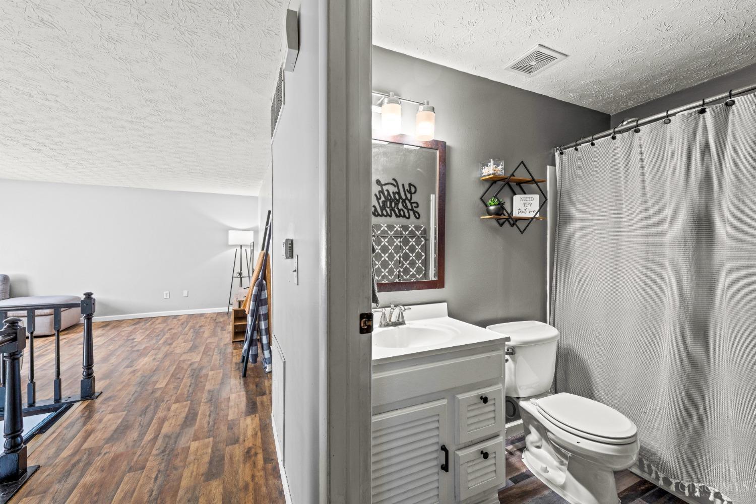 678 Ridgeview Drive Harrison, OH 45030 - Photo 14 of 37 Gallery Image 14