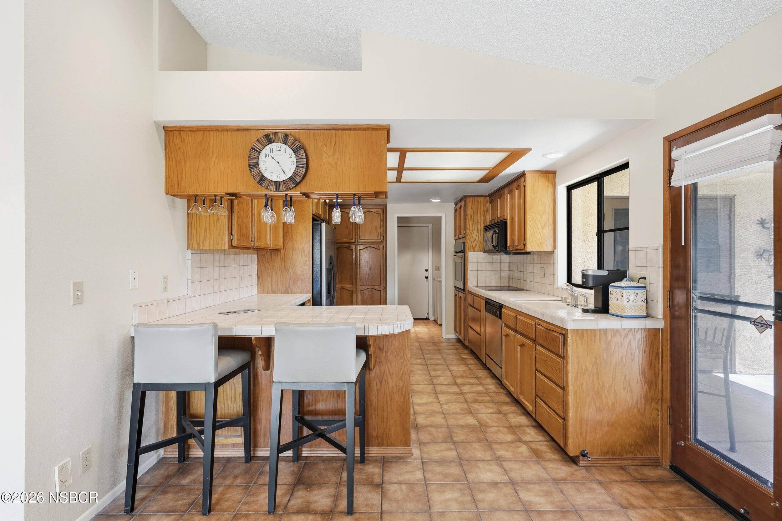 854 Blue Ridge Drive Santa Maria, CA 93455 - Photo 12 of 41 14_854 blue ridge dr-14