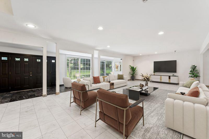 1291 Mettler Road Huntingdon Valley, PA 19006 - Photo 13 of 58