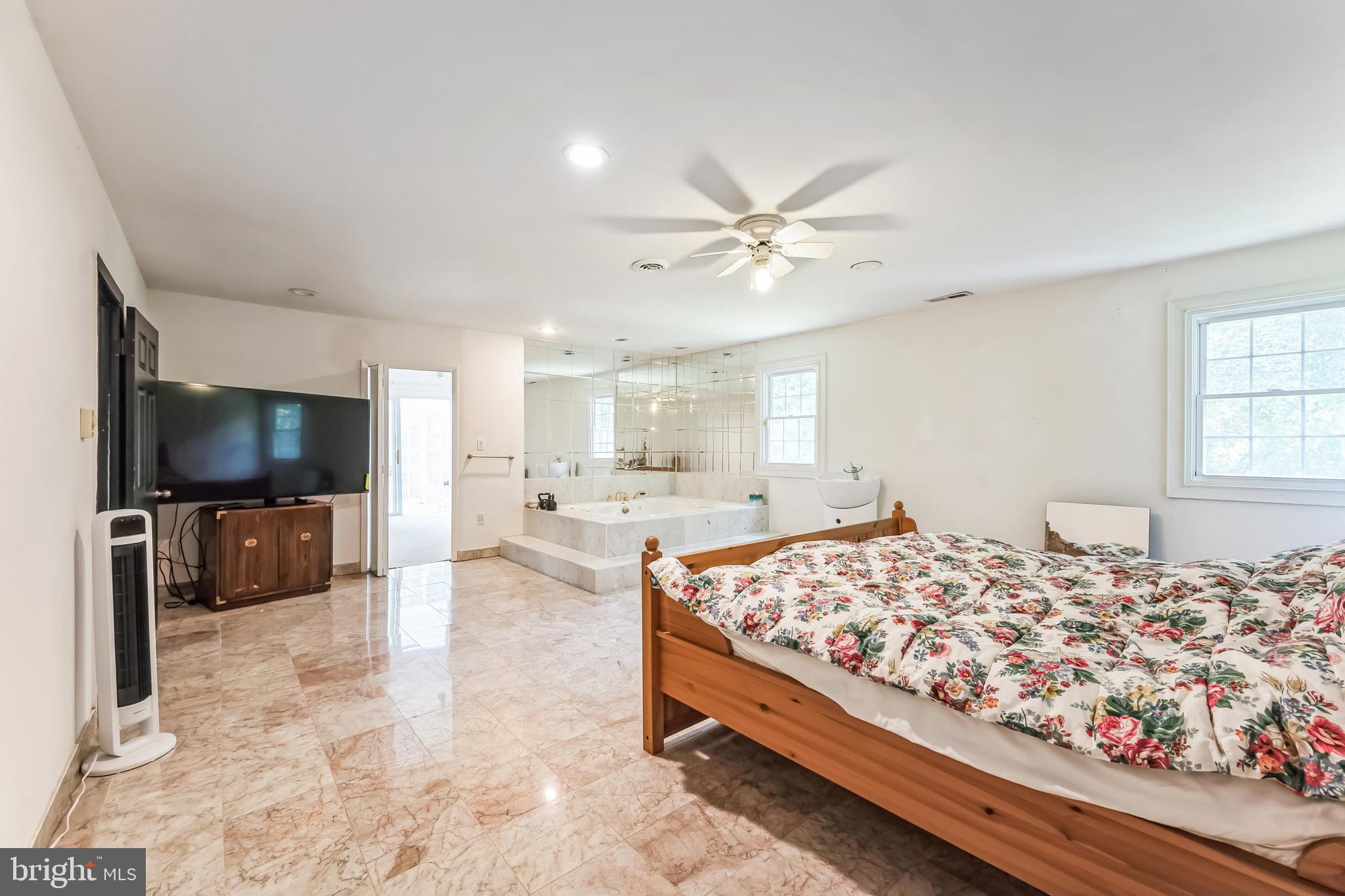 1291 Mettler Road Huntingdon Valley, PA 19006 - Photo 38 of 58