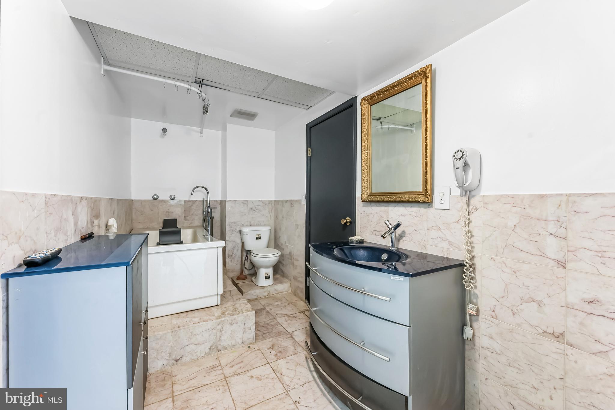 1291 Mettler Road Huntingdon Valley, PA 19006 - Photo 42 of 58