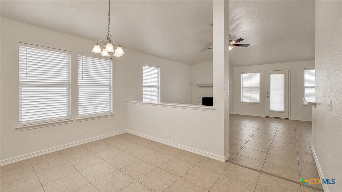 104 Evergreen Circle Georgetown, TX 78626 - Photo 8 of 18