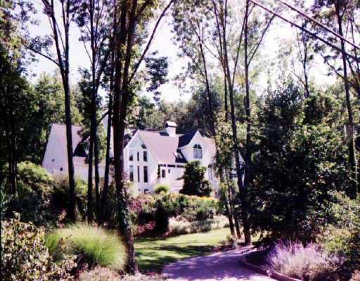 40 West Chapel Ridge Road Fox Chapel, PA 15238 - Photo 1 of 1 Gallery Image 1