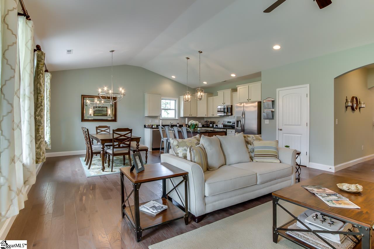 110 Jones Kelley Road Travelers Rest, SC 29690 - Photo 11 of 35