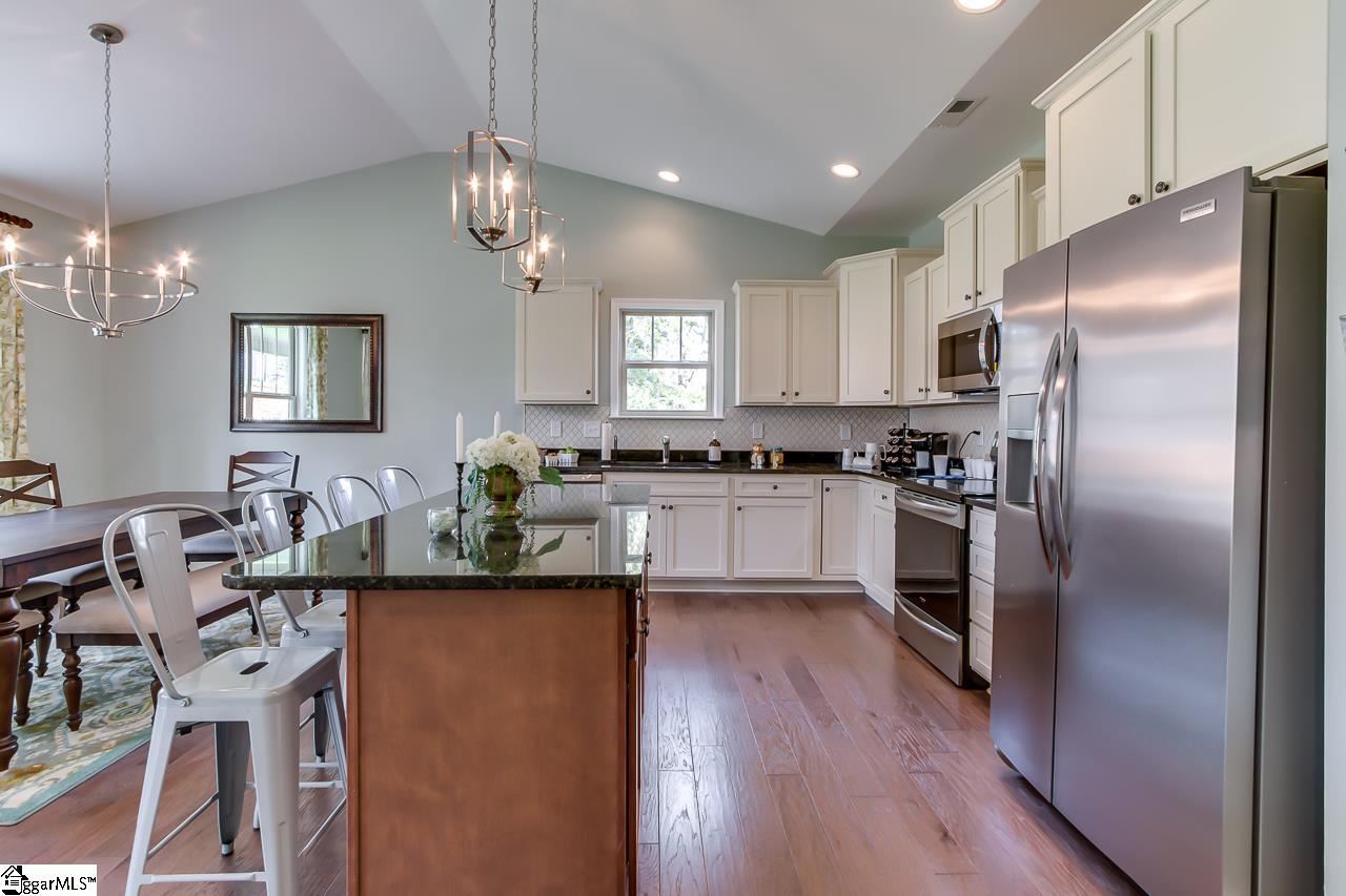 110 Jones Kelley Road Travelers Rest, SC 29690 - Photo 12 of 35