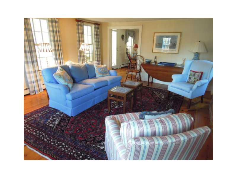 209 Sea Road Kennebunk, ME 04043 - Photo 10 of 35 Living Room.