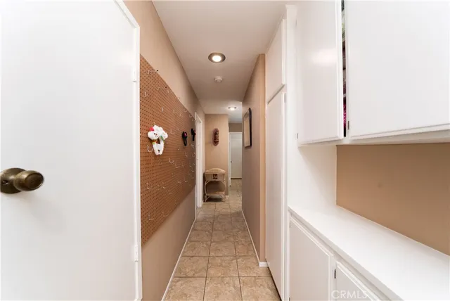 $1,100,000 | 26445 Sandy Creek, Lake Forest, CA 92630