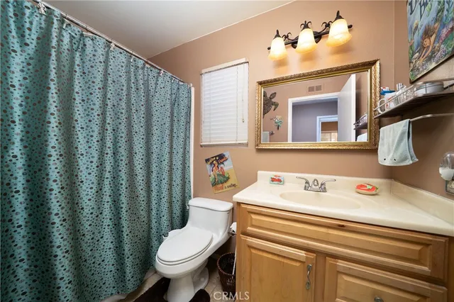 $1,100,000 | 26445 Sandy Creek, Lake Forest, CA 92630