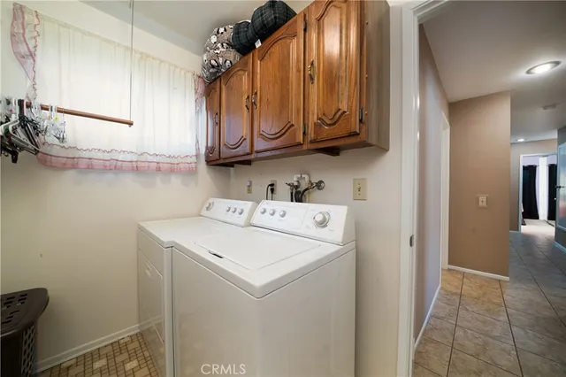 $1,100,000 | 26445 Sandy Creek, Lake Forest, CA 92630