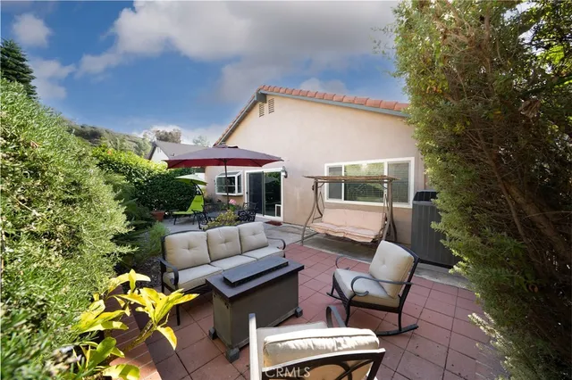 $1,100,000 | 26445 Sandy Creek, Lake Forest, CA 92630