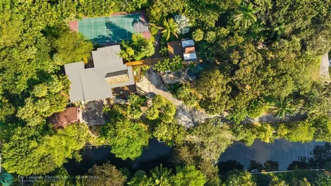 $2,675,000 | 2131 Southwest 27th Lane, Fort Lauderdale, FL 33312