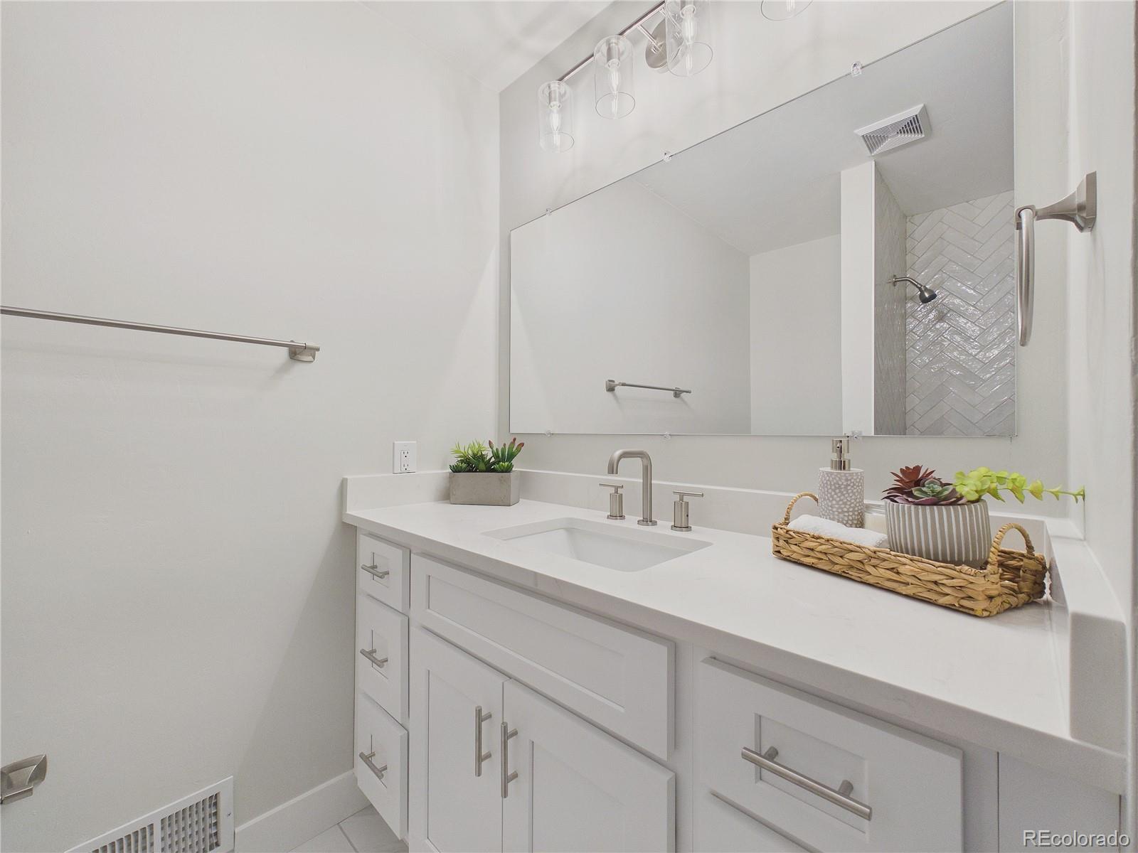 3656 South Forest Way Denver, CO 80237 - Photo 32 of 41