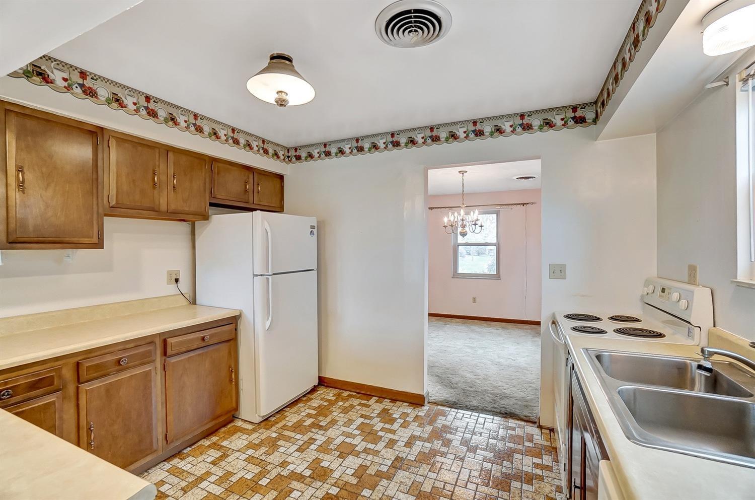 6300 Werk Road Cincinnati, OH 45248 - Photo 6 of 33