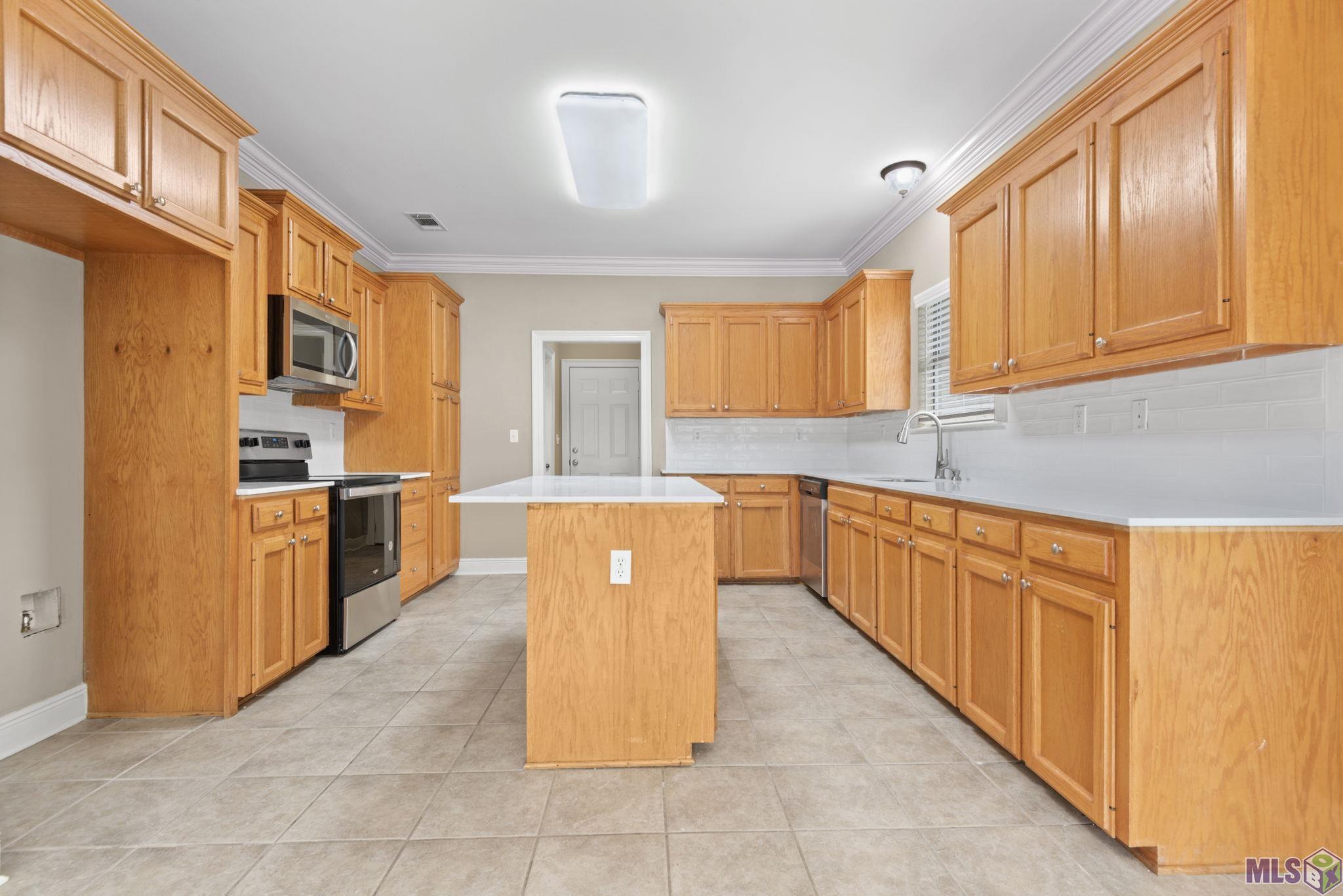37211 Cobblestone Avenue Geismar, LA 70734 - Photo 5 of 18