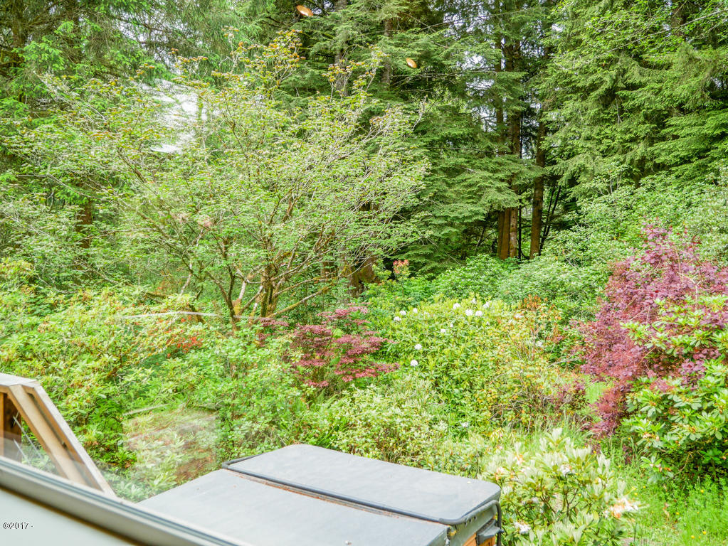 847 Hamer Road Siletz, OR 97380 - Photo 25 of 79 Hot tub off master suite