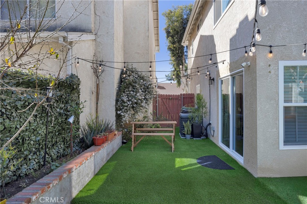 11522 Honeyglen Road, Unit 26 Pacoima, CA 91331 - Photo 21 of 26