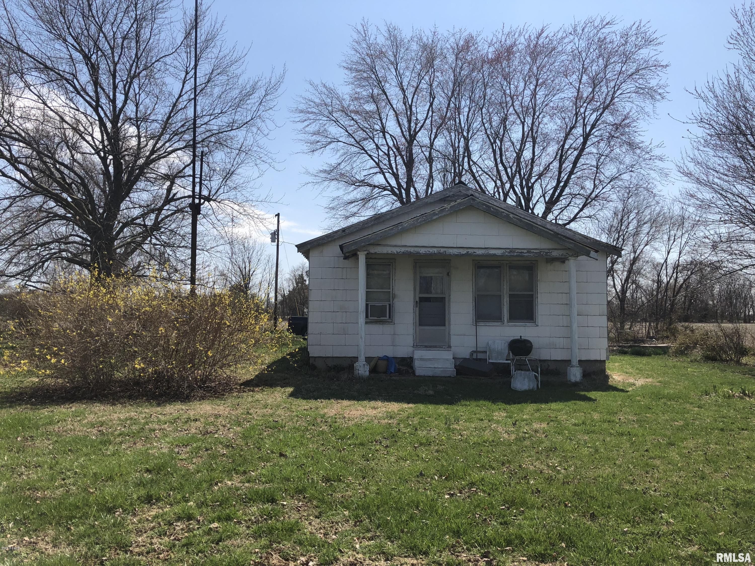 14823 Shattuc Road Carlyle, IL 62231 - Photo 1 of 6