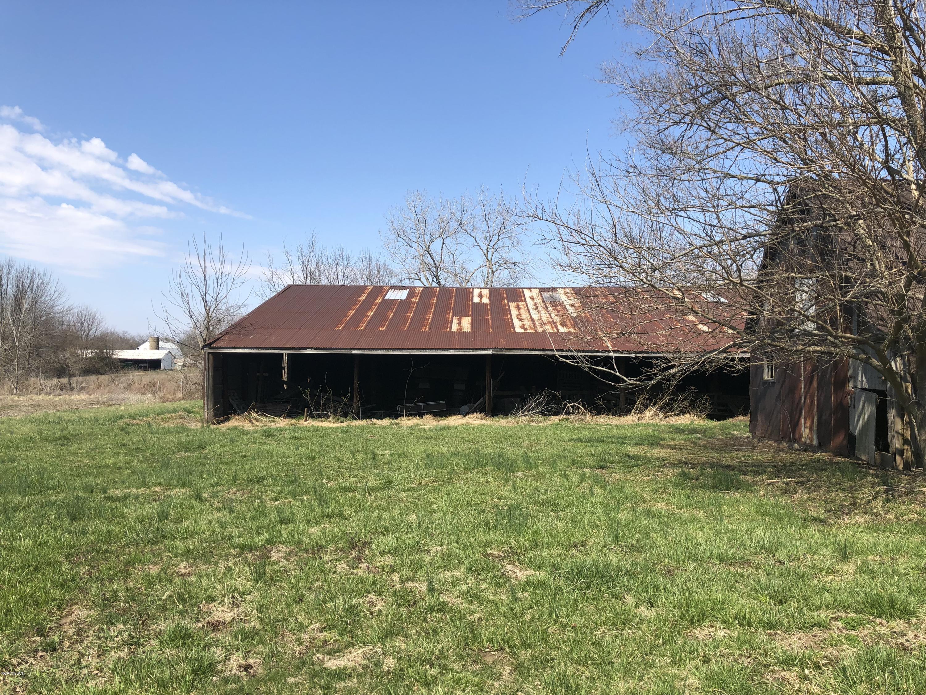 14823 Shattuc Road Carlyle, IL 62231 - Photo 5 of 6